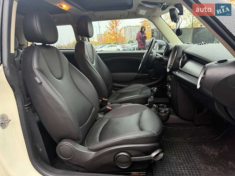 Хэтчбек MINI Cooper 2012 в Киеве фото 10 Хэтчбек MINI Cooper 2012 в Киеве