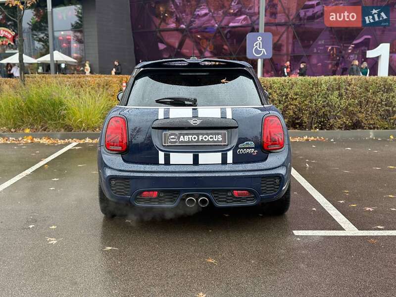 Хэтчбек MINI Cooper 2018 в Киеве