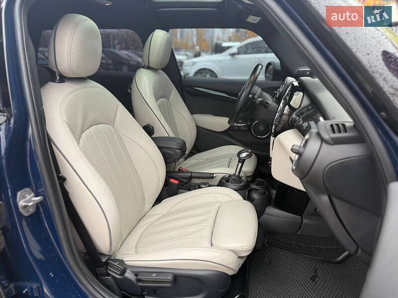 Хэтчбек MINI Cooper 2018 в Киеве