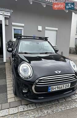 Хэтчбек MINI Cooper 2015 в Одессе