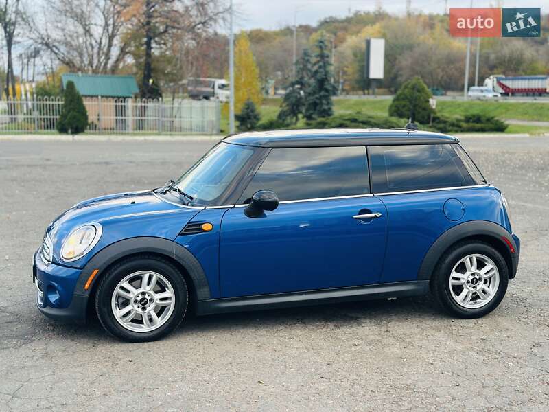 Хетчбек MINI Cooper 2011 в Києві фото 4 Хетчбек MINI Cooper 2011 в Києві