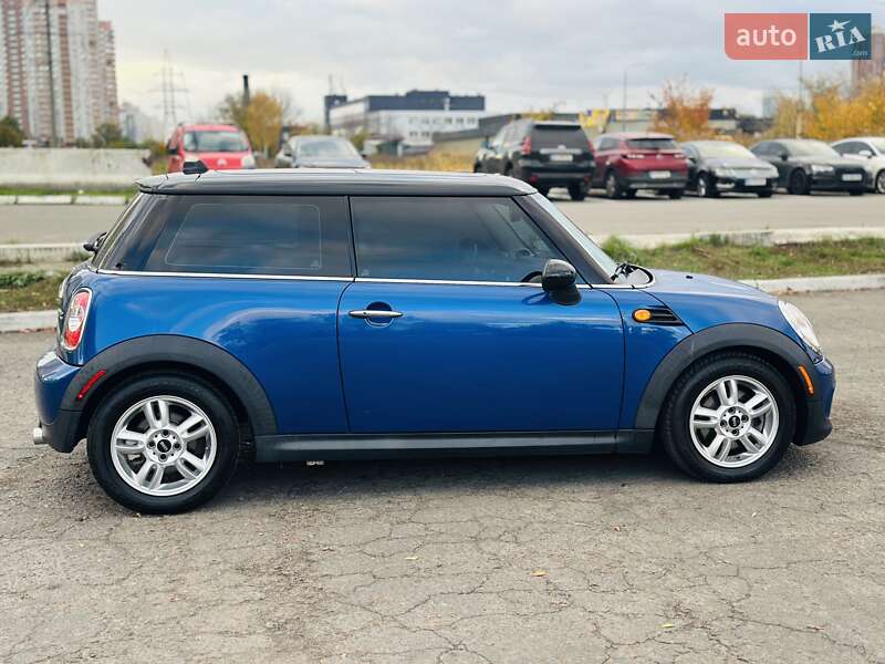 Хетчбек MINI Cooper 2011 в Києві фото 9 Хетчбек MINI Cooper 2011 в Києві