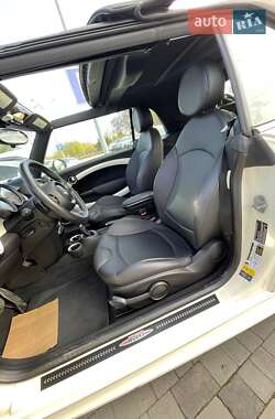 Хэтчбек MINI Cooper 2015 в Львове