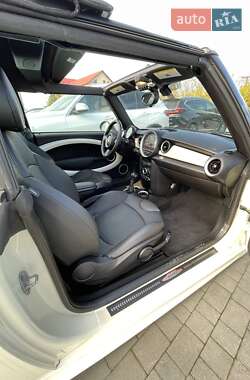 Хэтчбек MINI Cooper 2015 в Львове
