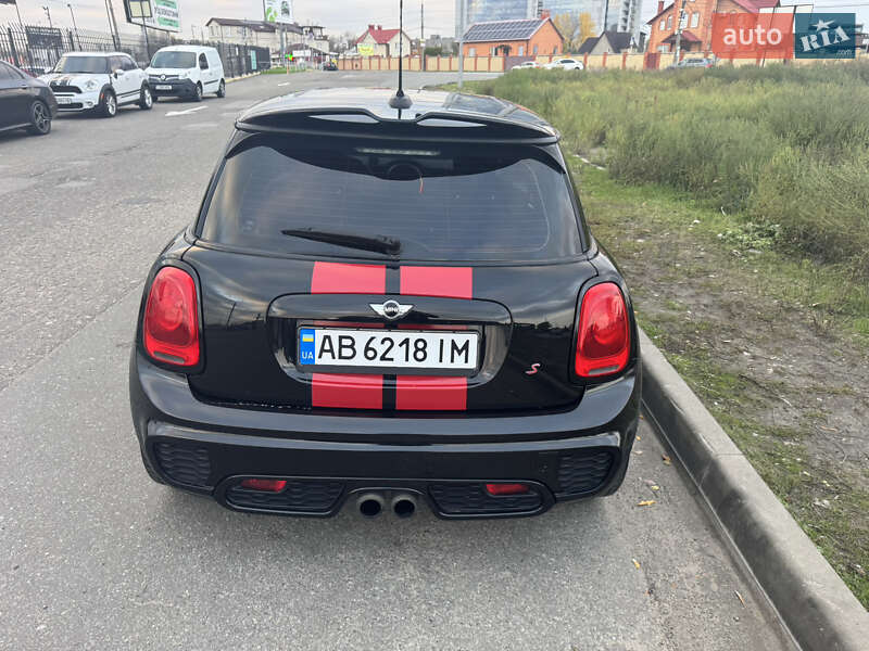 Хетчбек MINI Cooper 2016 в Києві