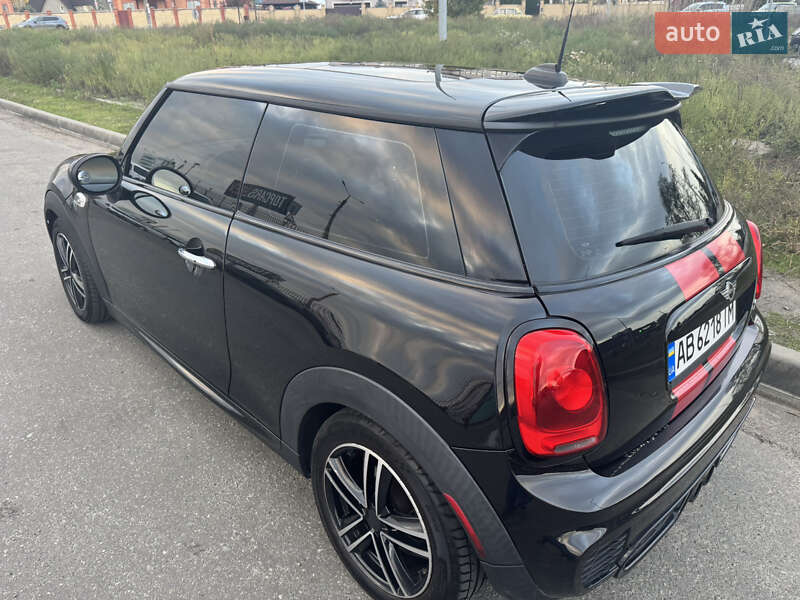 Хетчбек MINI Cooper 2016 в Києві
