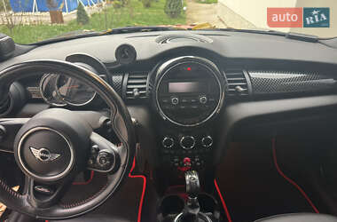Хетчбек MINI Cooper 2016 в Києві фото 13 Хетчбек MINI Cooper 2016 в Києві