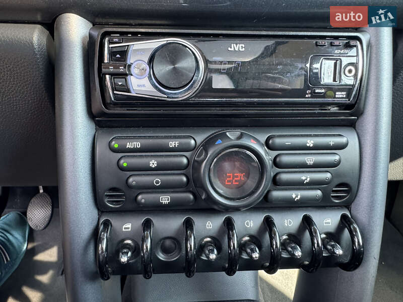 Хетчбек MINI Cooper 2004 в Яготині фото 13 Хетчбек MINI Cooper 2004 в Яготині