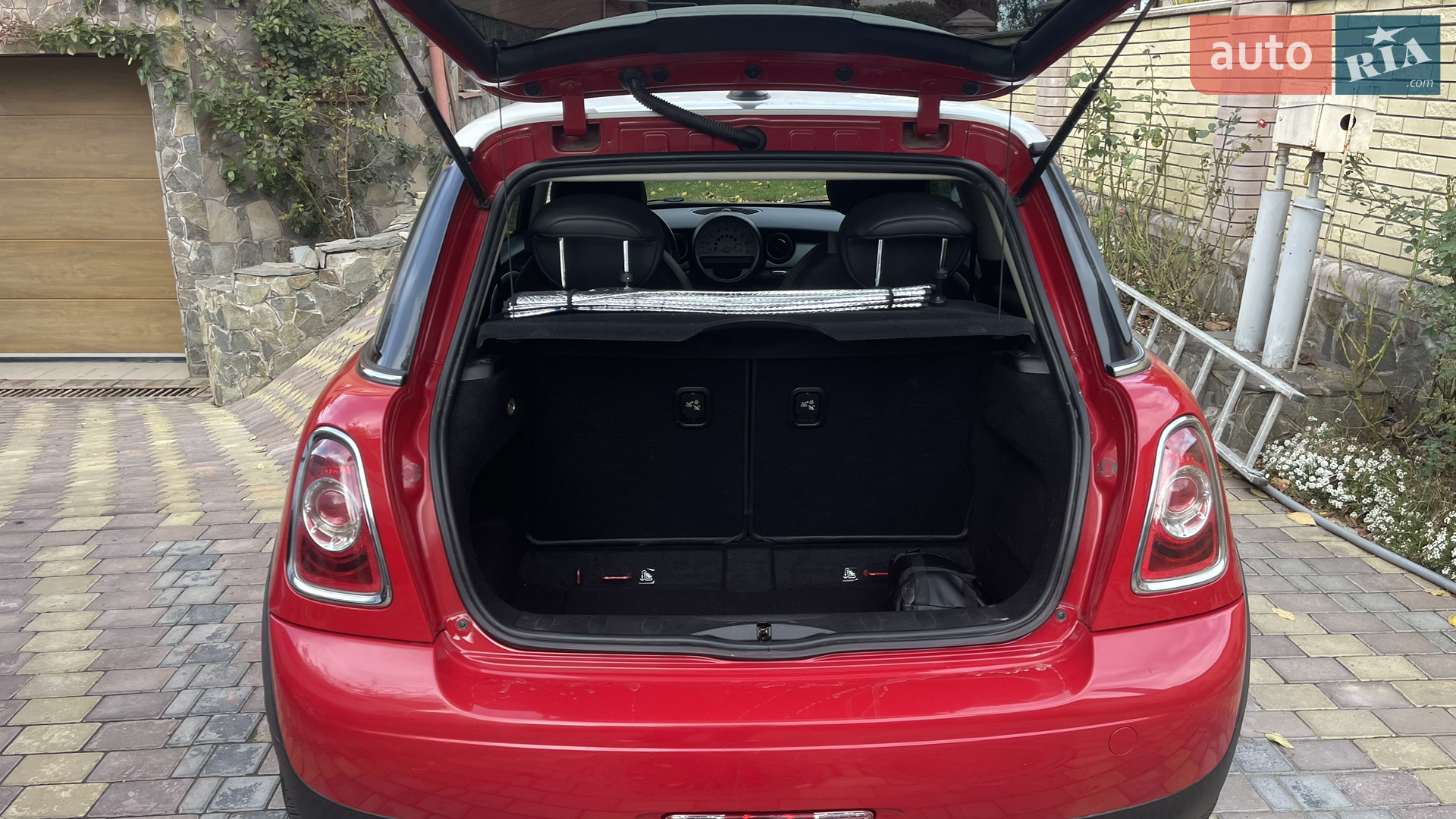 2013 MINI Cooper - мініатюра 10