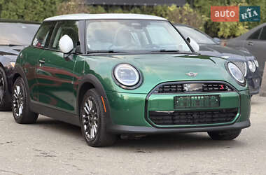 Хетчбек MINI Cooper 2024 в Києві
