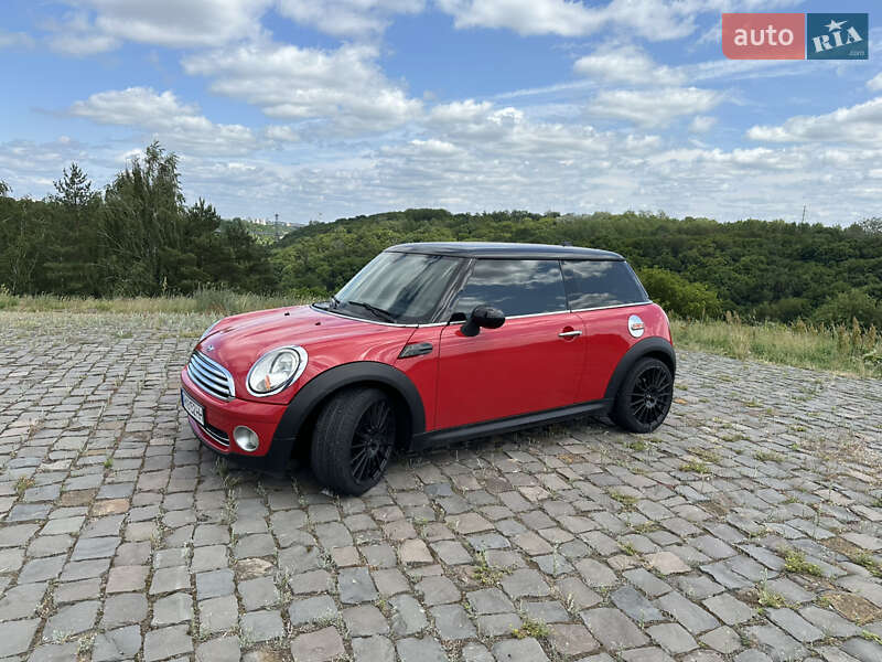 Хетчбек MINI Cooper 2009 в Житомирі фото 2 Хетчбек MINI Cooper 2009 в Житомирі