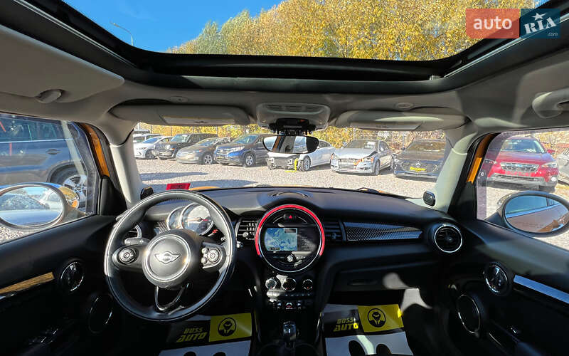 Хетчбек MINI Cooper 2015 в Львові