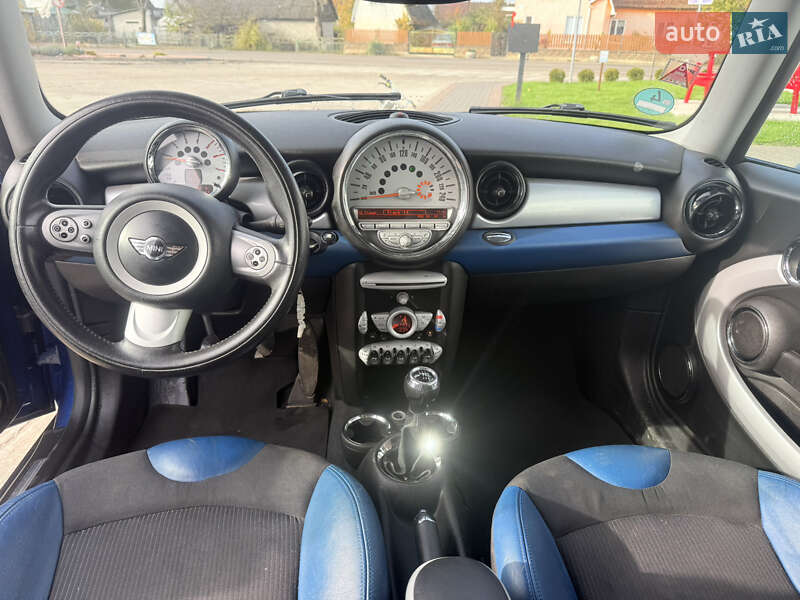Хэтчбек MINI Cooper 2008 в Вараше