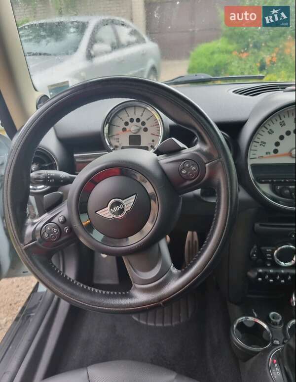 Хэтчбек MINI Cooper 2011 в Днепре