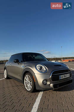Хэтчбек MINI Cooper 2016 в Киеве