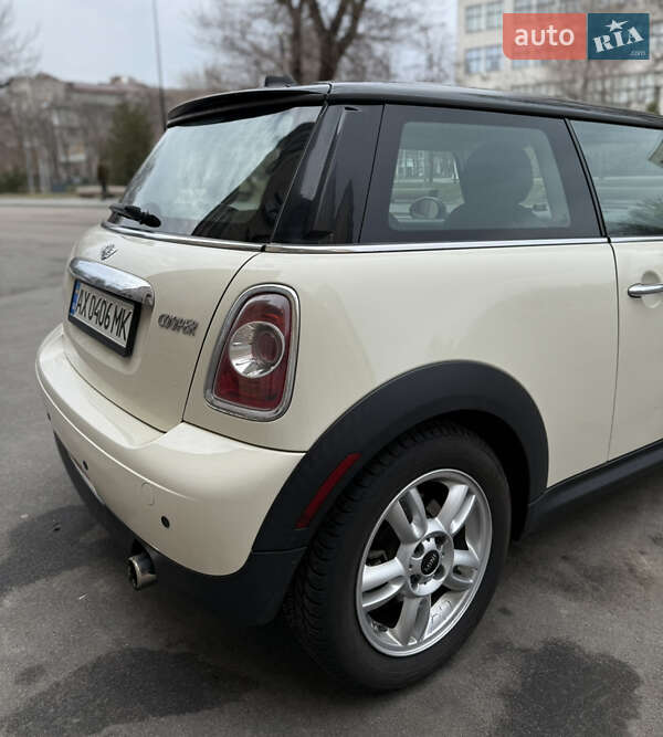 Хетчбек MINI Cooper 2011 в Харкові