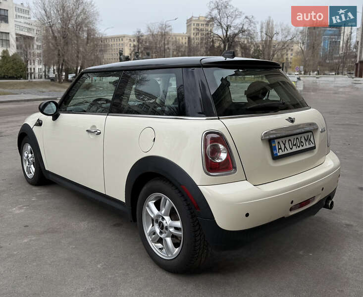 Хетчбек MINI Cooper 2011 в Харкові
