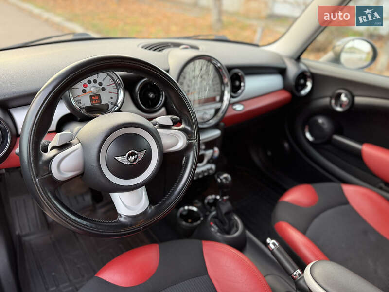 Хетчбек MINI Cooper 2007 в Києві фото 9 Хетчбек MINI Cooper 2007 в Києві