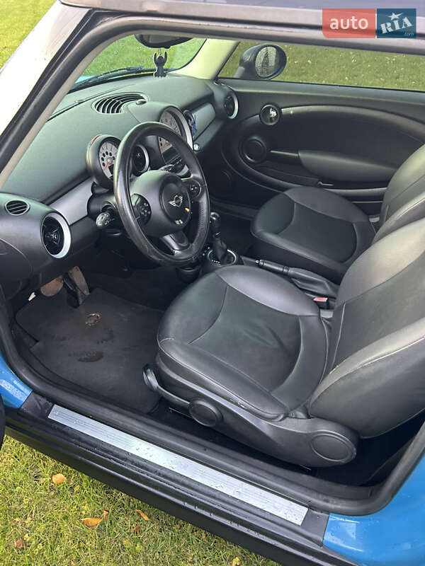 Хетчбек MINI Cooper 2013 в Дубні