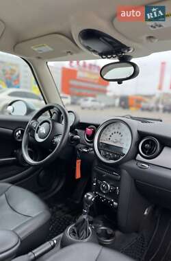 Хэтчбек MINI Cooper 2012 в Черновцах