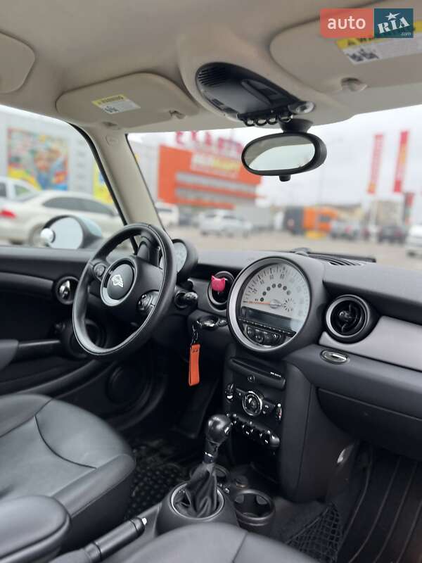 Хетчбек MINI Cooper 2012 в Чернівцях фото 15 Хетчбек MINI Cooper 2012 в Чернівцях