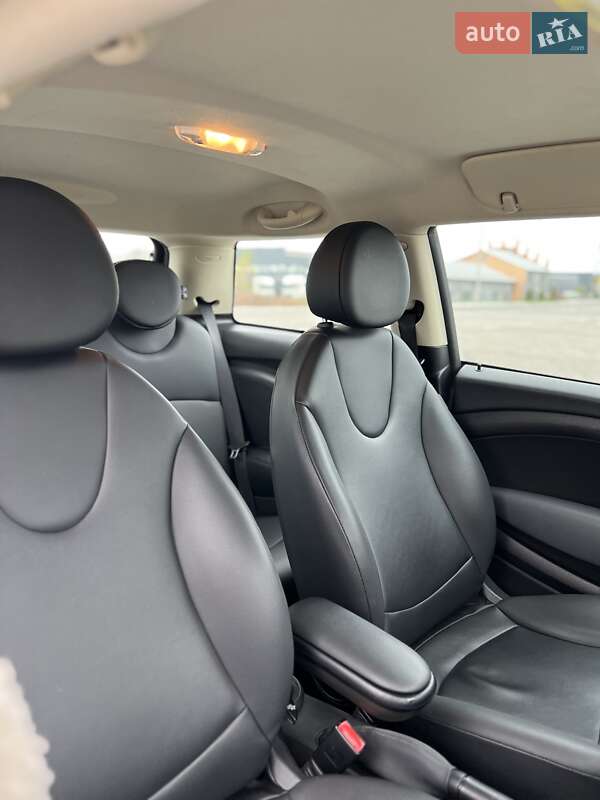 Хетчбек MINI Cooper 2012 в Чернівцях фото 16 Хетчбек MINI Cooper 2012 в Чернівцях