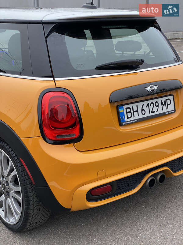 Хэтчбек MINI Cooper 2015 в Киеве