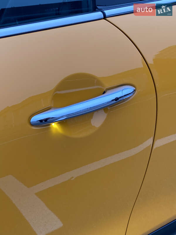 Хэтчбек MINI Cooper 2015 в Киеве