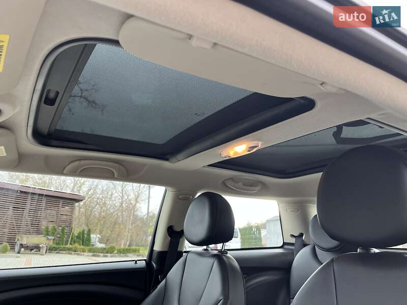 Хэтчбек MINI Cooper 2011 в Золочеве