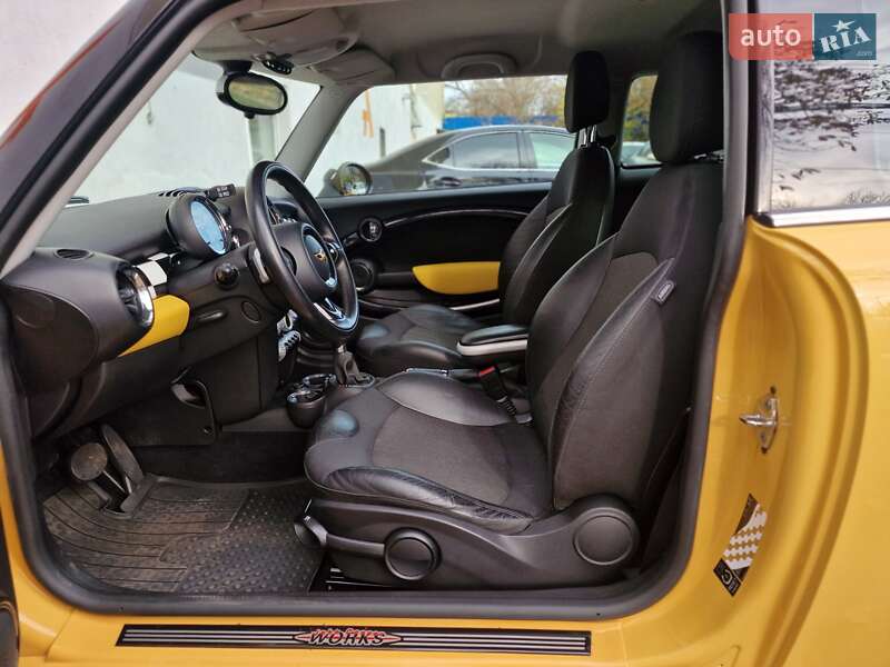 Хетчбек MINI Cooper 2007 в Одесі