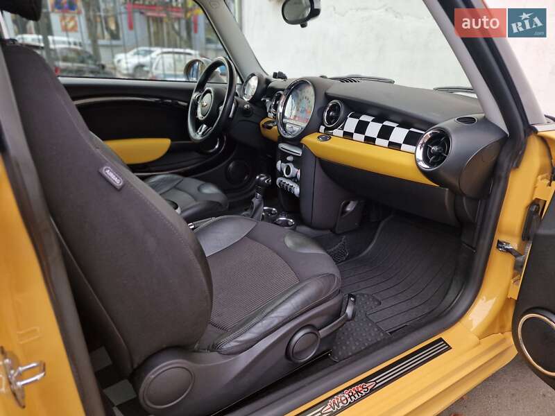 Хетчбек MINI Cooper 2007 в Одесі