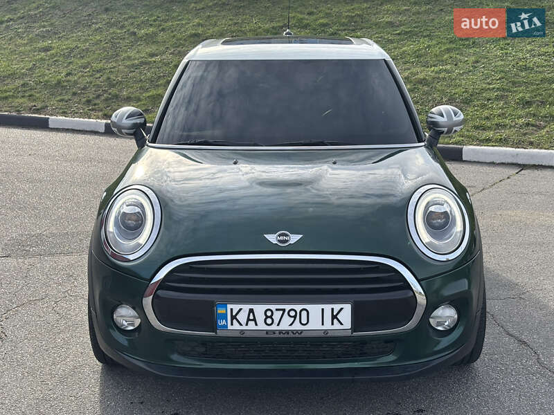 Хэтчбек MINI Cooper 2018 в Киеве фото 2 Хэтчбек MINI Cooper 2018 в Киеве