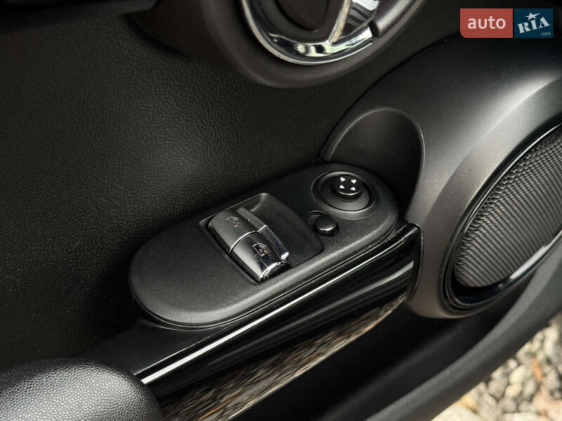 Хэтчбек MINI Cooper 2015 в Киеве