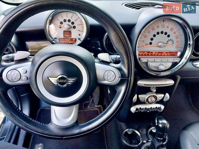 Хэтчбек MINI Cooper 2008 в Солотвине