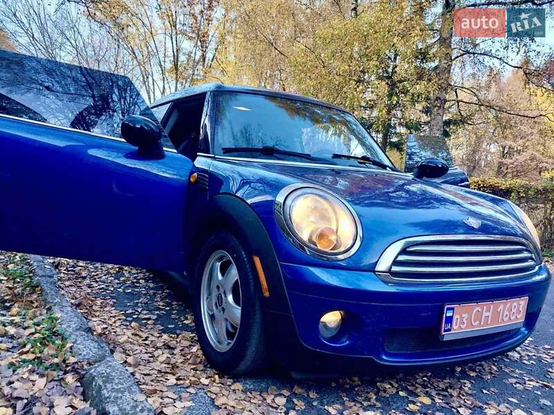 Хэтчбек MINI Cooper 2008 в Солотвине