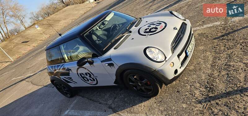 Хетчбек MINI Cooper 2006 в Києві
