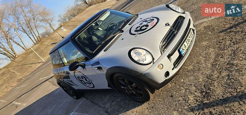 Хетчбек MINI Cooper 2006 в Києві