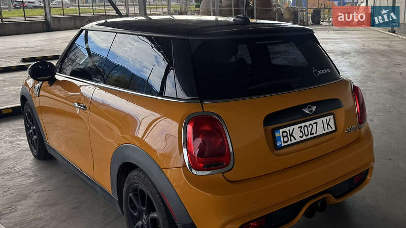 Хетчбек MINI Cooper 2014 в Рівному