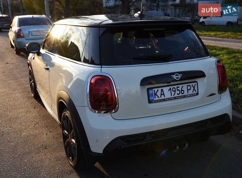 Хетчбек MINI Cooper 2018 в Києві