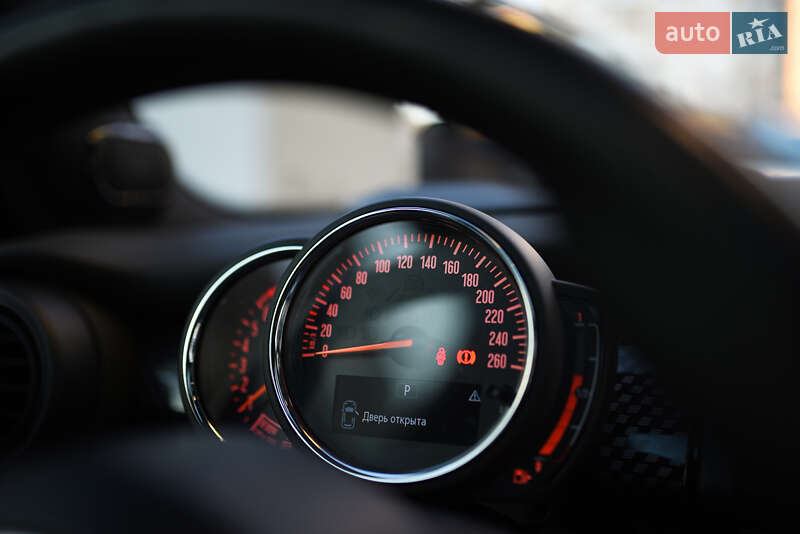 Хетчбек MINI Cooper 2018 в Києві