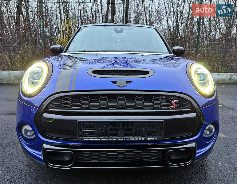 Хэтчбек MINI Cooper 2020 в Киеве