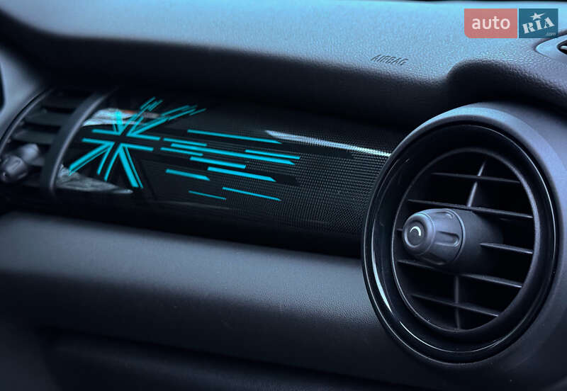 Хэтчбек MINI Cooper 2020 в Киеве