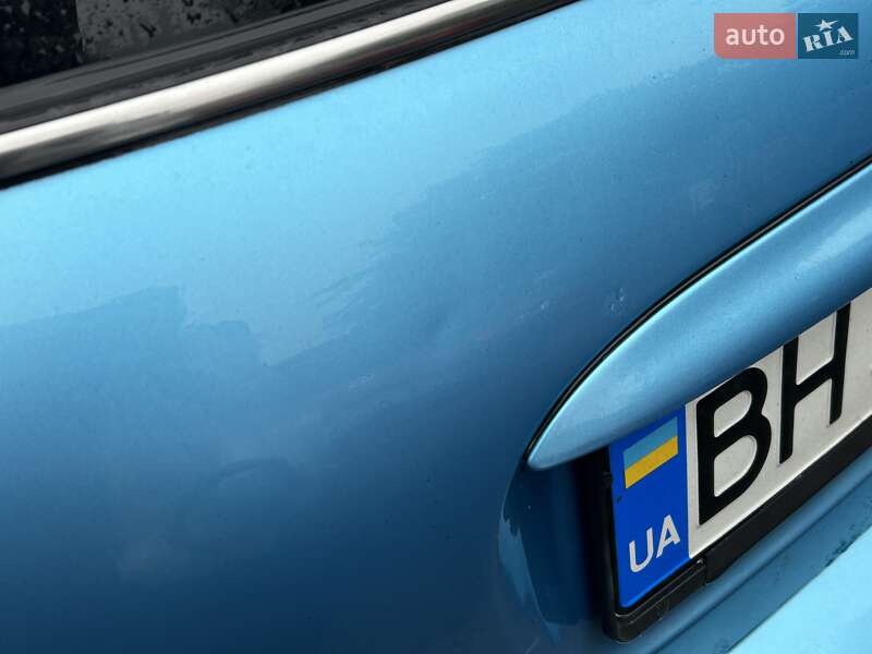 Хетчбек MINI Cooper 2004 в Одесі