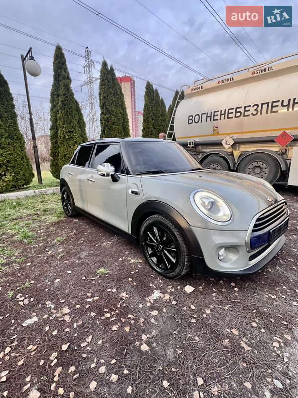 Хетчбек MINI Cooper 2016 в Броварах фото 4 Хетчбек MINI Cooper 2016 в Броварах