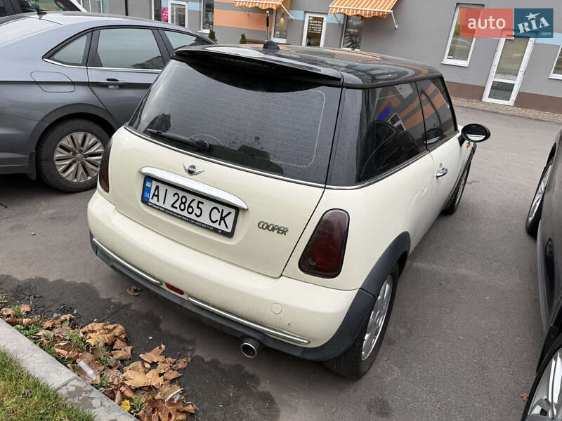 Хетчбек MINI Cooper 2006 в Дніпрі