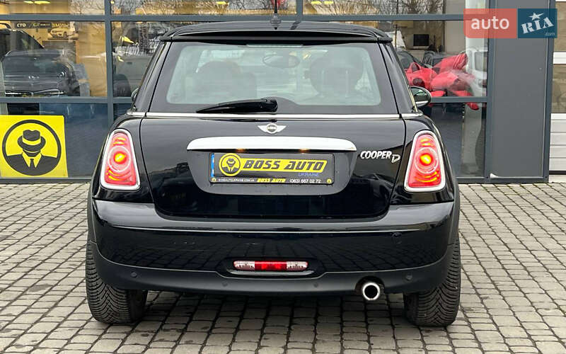 Хэтчбек MINI Cooper 2013 в Ивано-Франковске