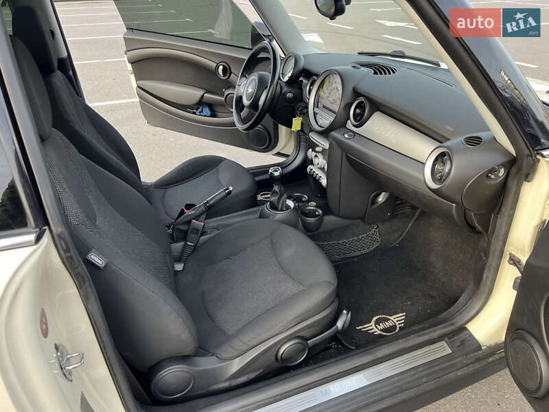 Хэтчбек MINI Cooper 2007 в Киеве