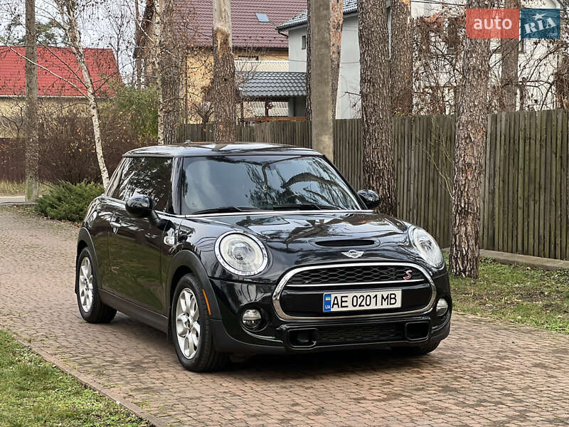 Хэтчбек MINI Cooper 2015 в Киеве