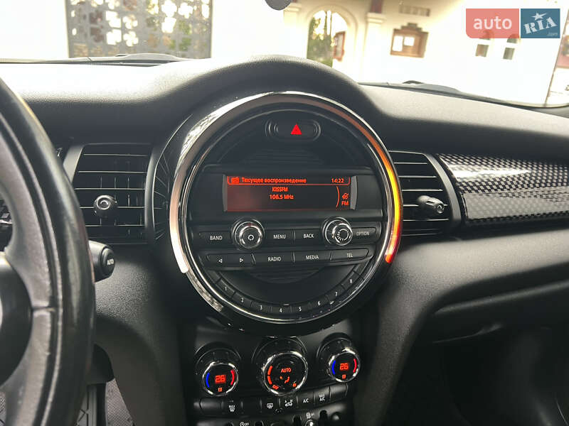 Хэтчбек MINI Cooper 2015 в Киеве