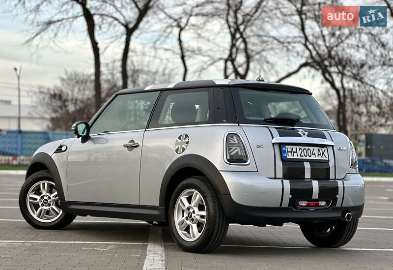 Хэтчбек MINI Cooper 2010 в Одессе